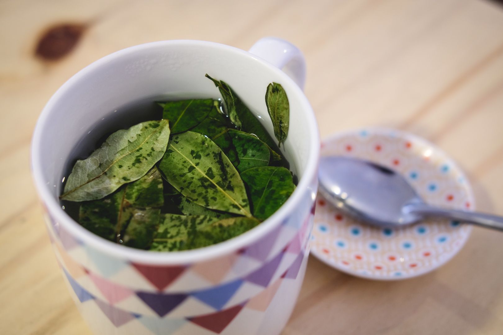 Mate de coca contre le mal des montagnes