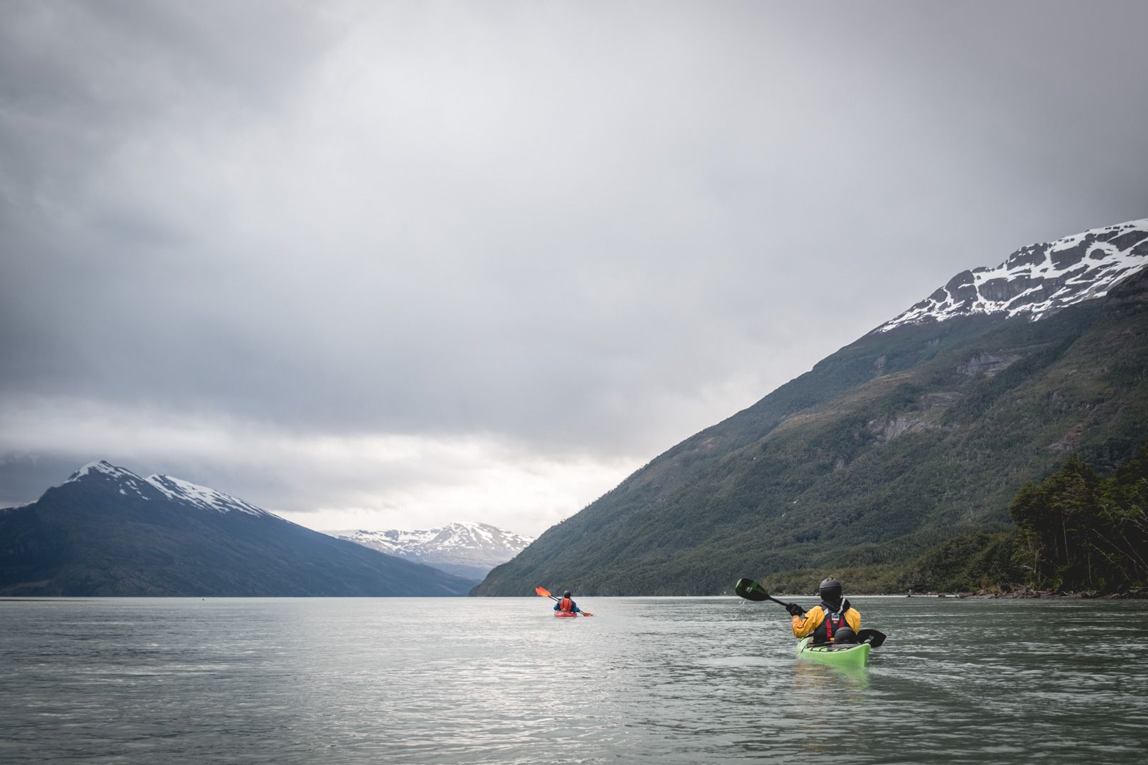 Kayak de mer sur la rivière Serrano